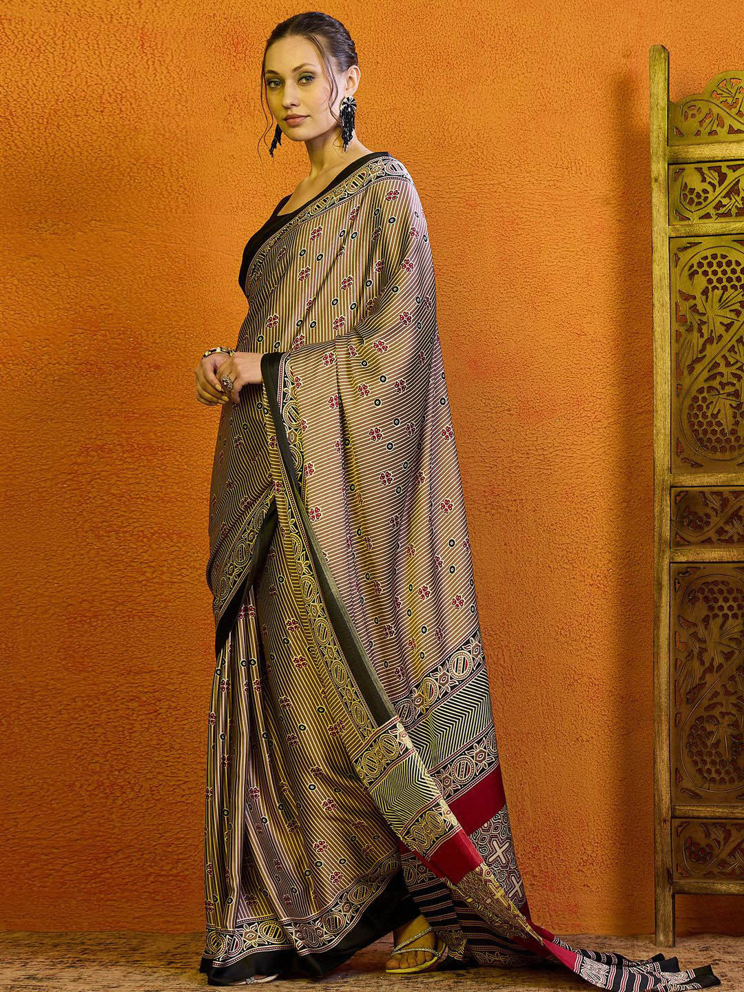 Rani Raiment Striped Satin Block Print Saree