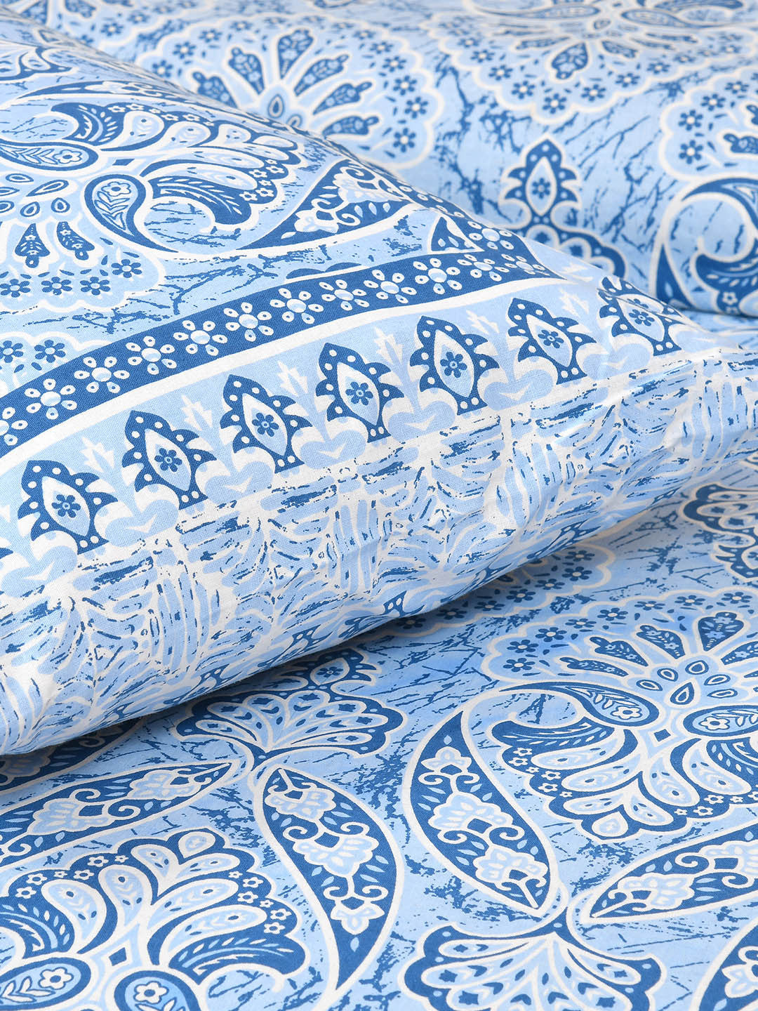 Rangloom Fabrics Blue Ethnic Motifs Pure Cotton 180 TC King Fine Bedsheet with 2 Pillow Covers-
