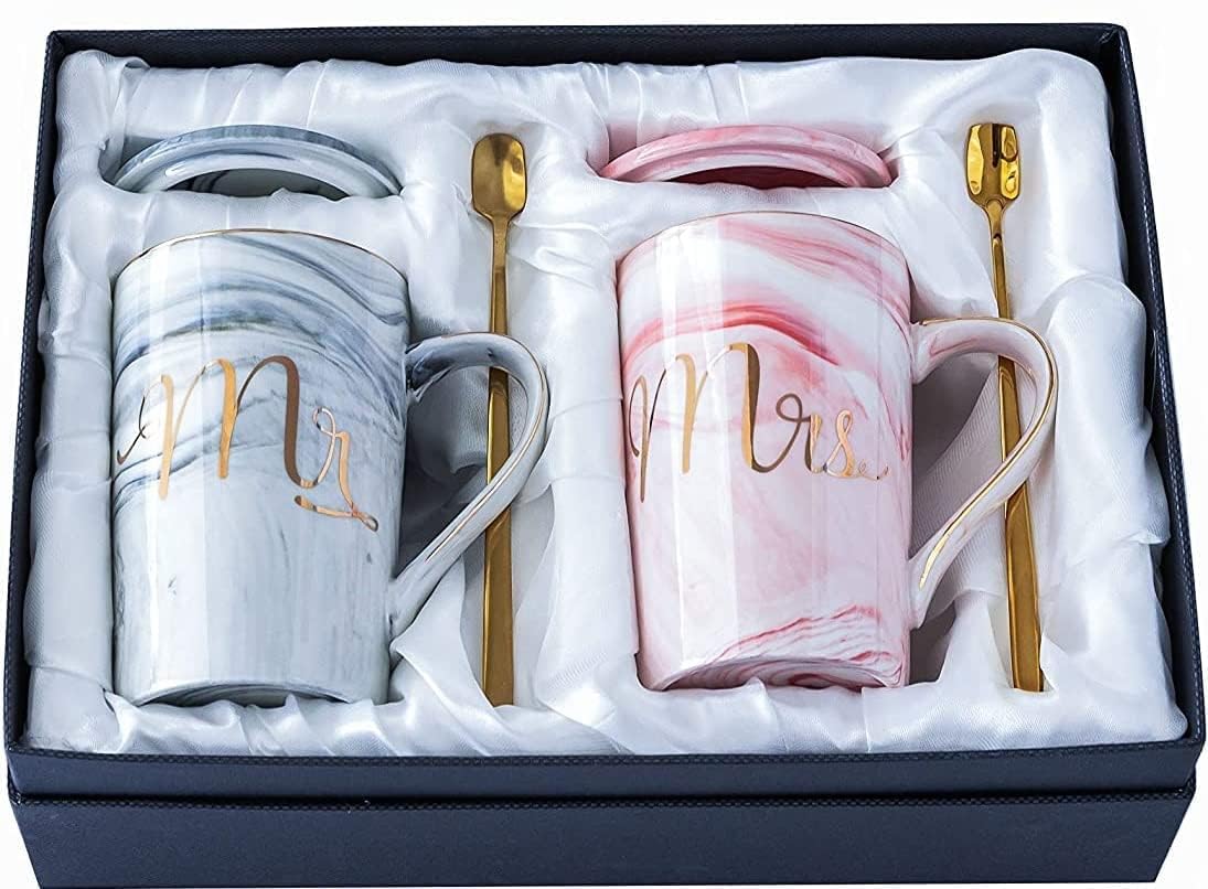 Mr. & Mrs. Ceramic Marble Finish Coffee Mug with Lid & Spoon (380 ml)