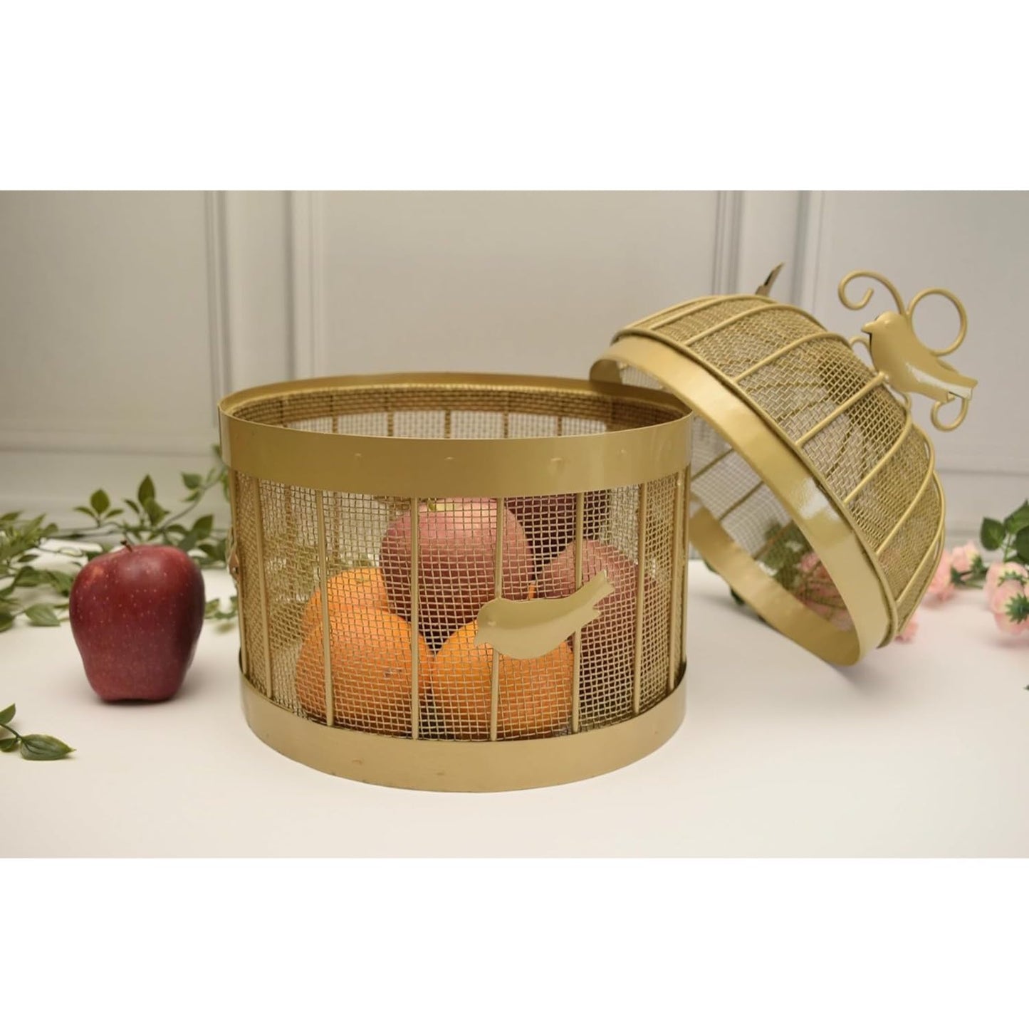 Brass Finished Metal Mesh (Jaali) Fruit Basket with  Lid Countertop Ideal for Storing Fruits, Vegetables