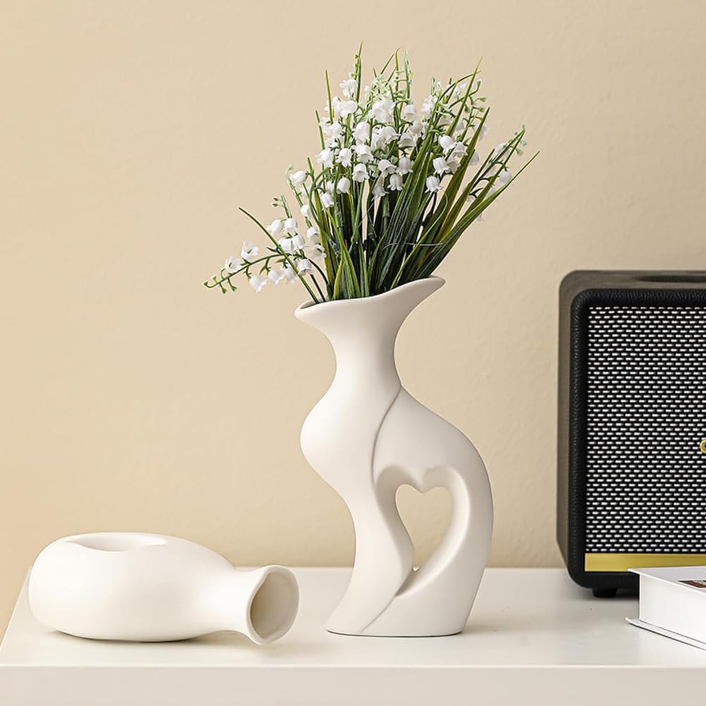 Nordic Embrace White Ceramic Vase (Set of 2)