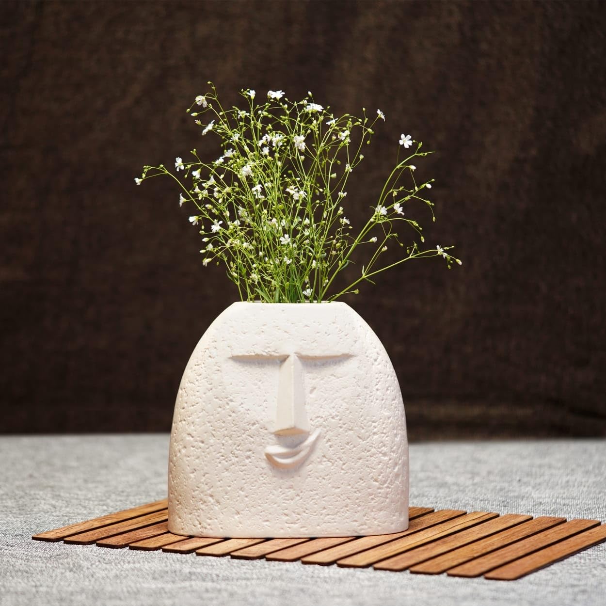 Malaikah Artistic Face-Shaped Ceramic Vase Set β White (Pack of 2)