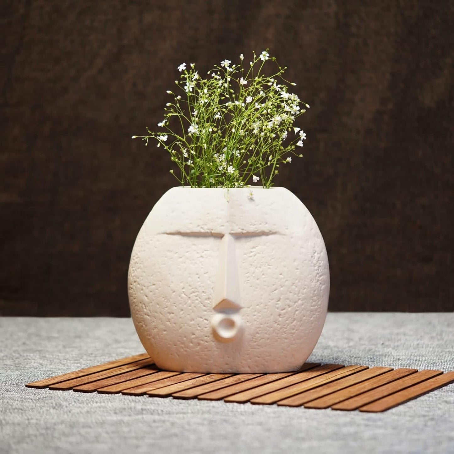 Malaikah Artistic Face-Shaped Ceramic Vase Set β White (Pack of 2)
