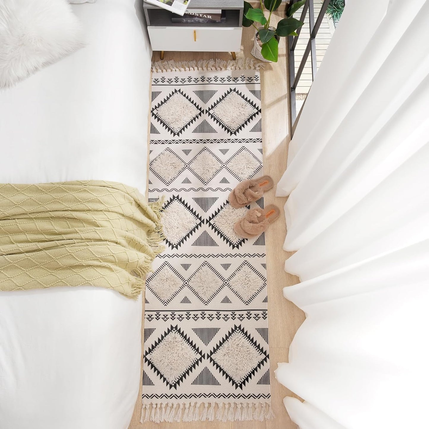 Hand Woven Tufted 100% Natural Cotton Bedside Runner with Tassels (2x5 feet)