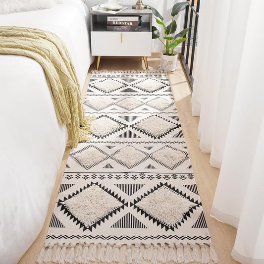 Hand Woven Tufted 100% Natural Cotton Bedside Runner with Tassels (2x5 feet)