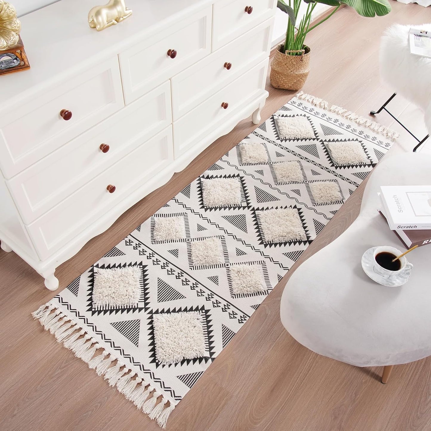 Hand Woven Tufted 100% Natural Cotton Bedside Runner with Tassels (2x5 feet)