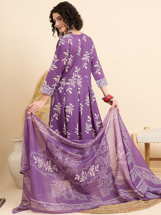 Rani Raiment Ethnic Motifs Regular Kurta with Trousers & With Dupatta