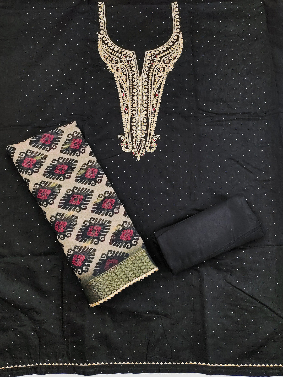 Rani Raiment Tavas Embroidered Unstitched Dress Material