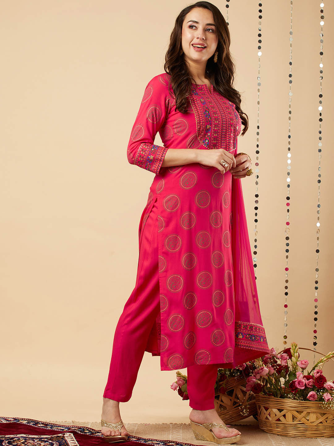 Rani Raiment Pink Ethnic Motifs Printed Gotta Patti Kurta With Trousers & Dupatta