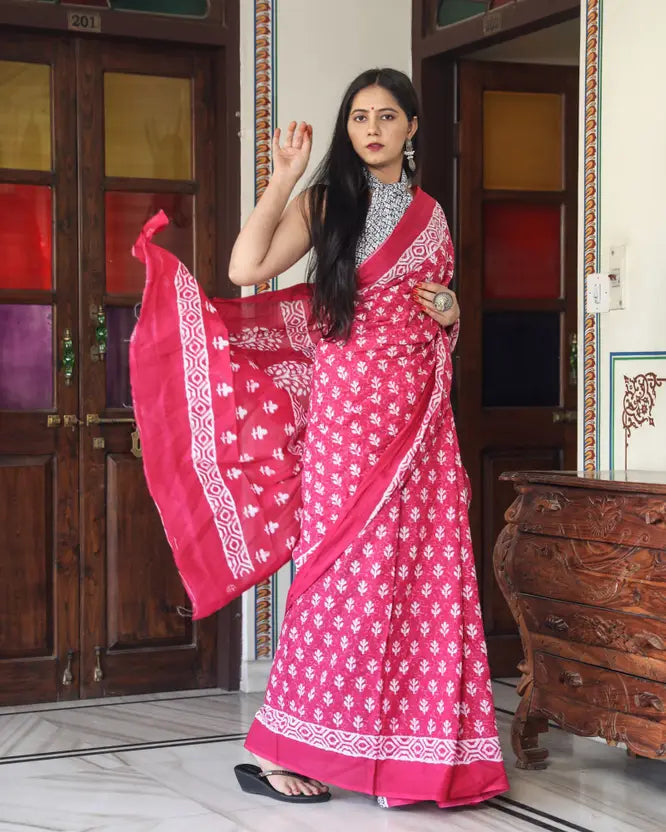 Pink and white saree Ethnic motifs printed saree with unstitched blouse