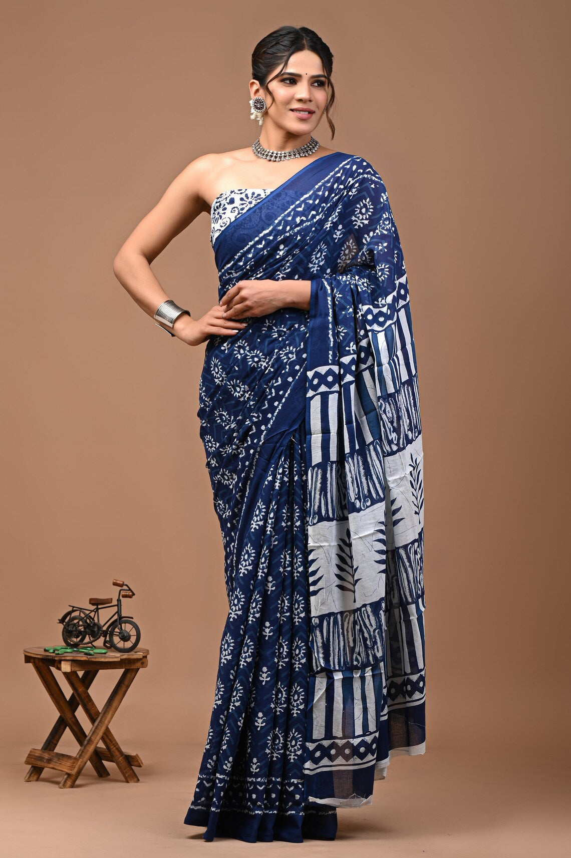 Ethnic Motifs Pure Soft Muslin Cotton Bagru Printed Saree