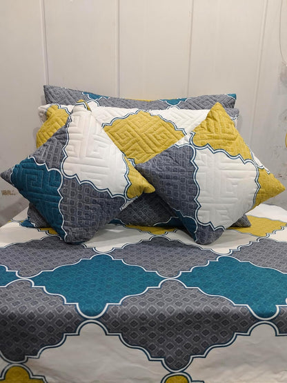 Geometric Glace Cotton 5-Piece Quilted King Size Bedsheet Set– Multicolor Luxury Combo